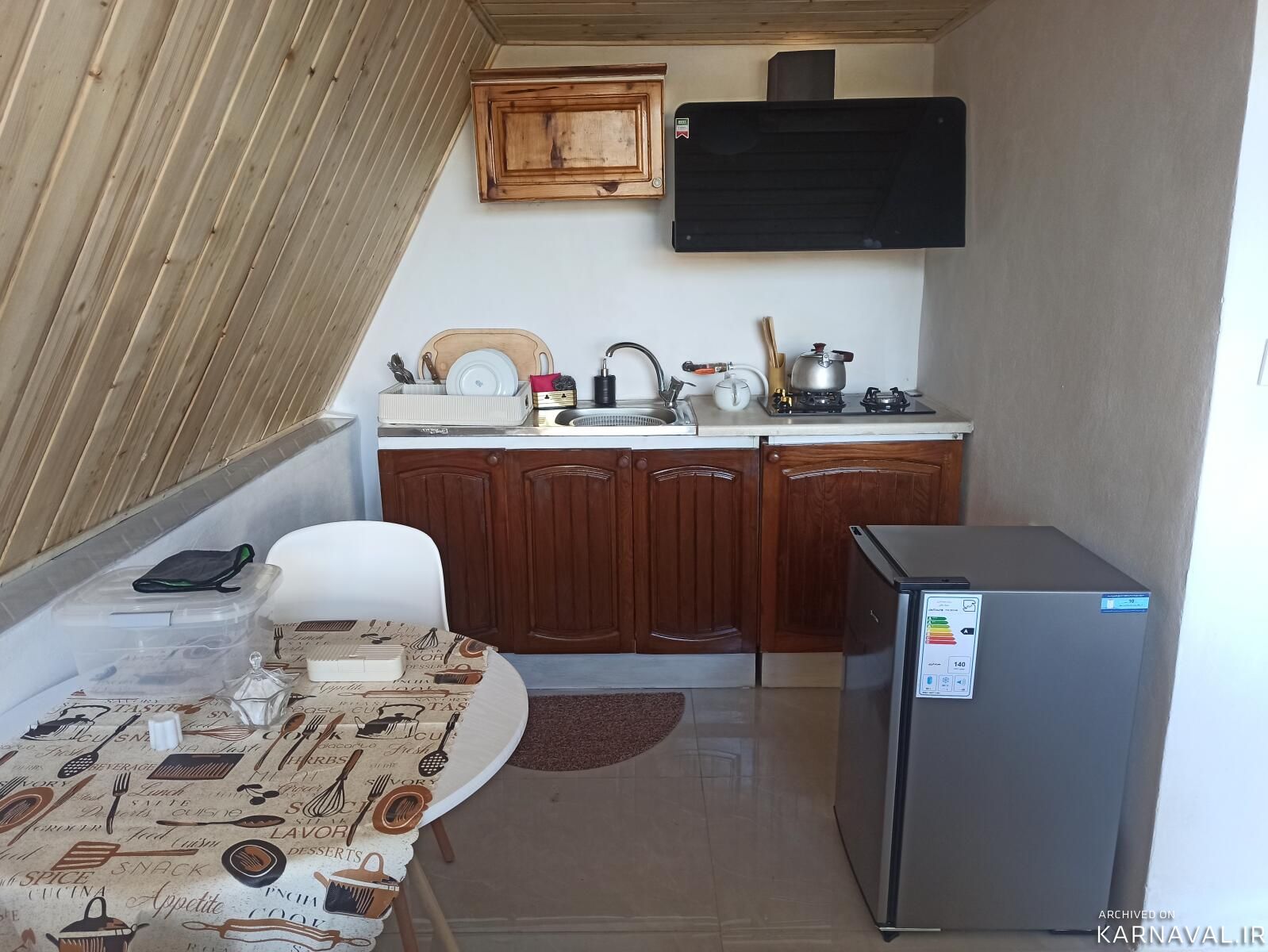 باغ میوه کلبه سوئیسی نشتارود
