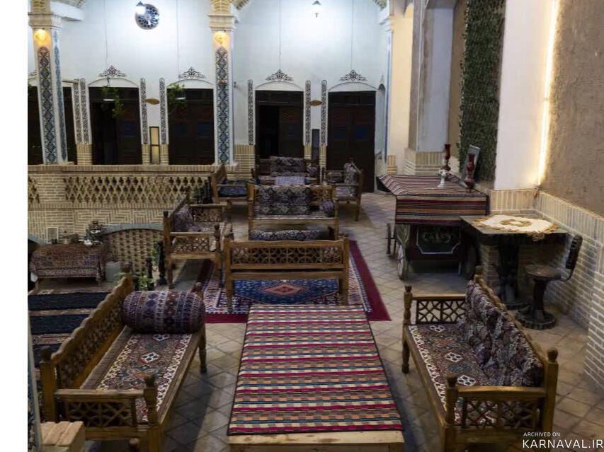 "اتاق دو تخته غیر مستر"اقامتگاه هراز دستان (عمارت فیروزه ای) "اتاق دو تخته غیر مستر"اقامتگاه هراز دستان (عمارت فیروزه ای)