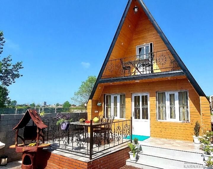 کلبه سوئیسی آجری با جکوزی ۶نفره کلبه سوئیسی آجری با جکوزی ۶نفره
