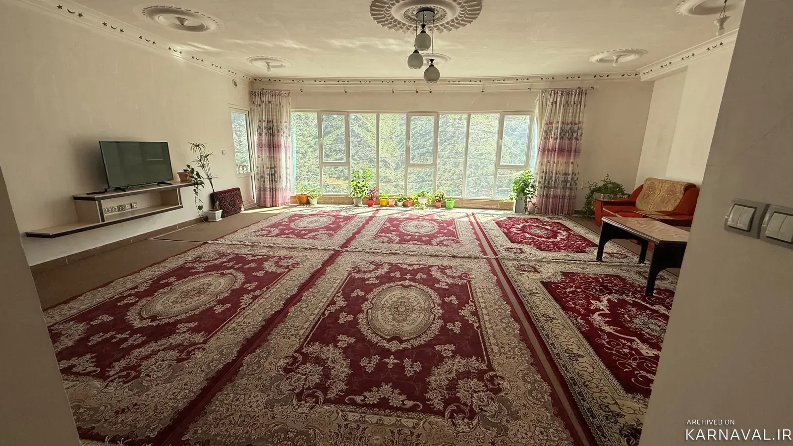 آپارتمان دیوەخان (سە خوابە) اورامان تخت