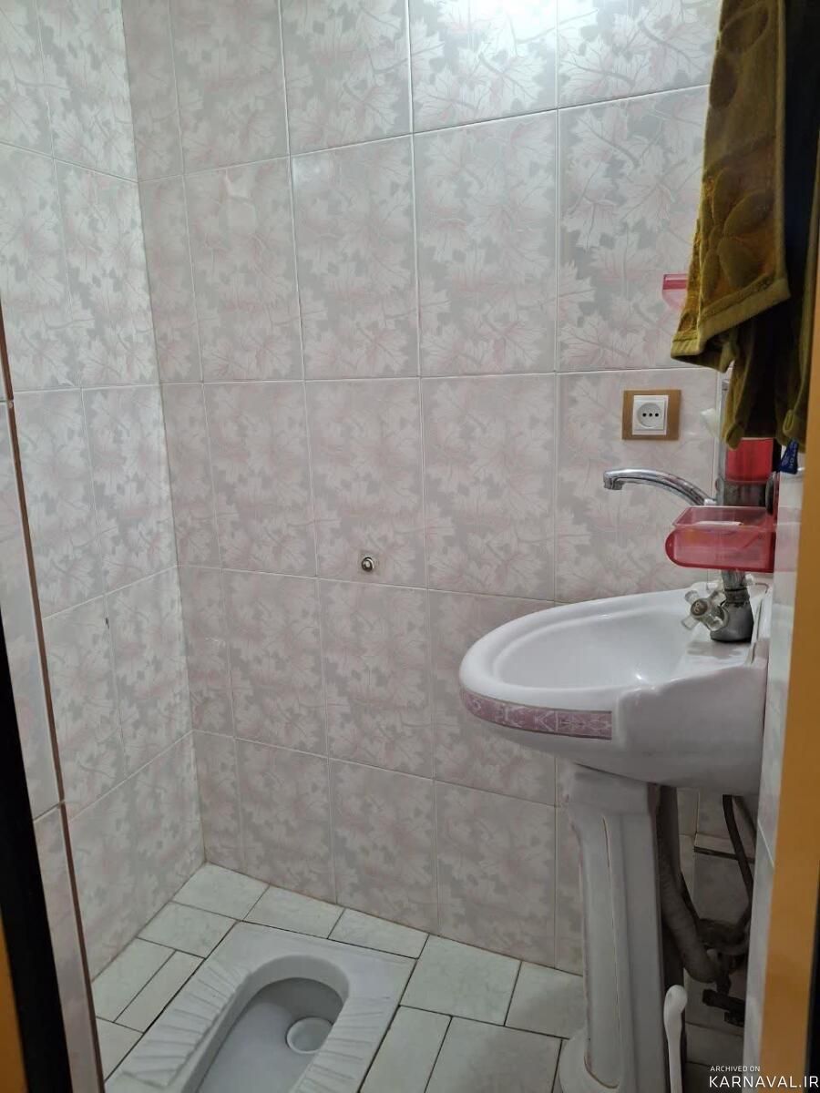خانه تک خوابه گل یاس خانه تک خوابه گل یاس