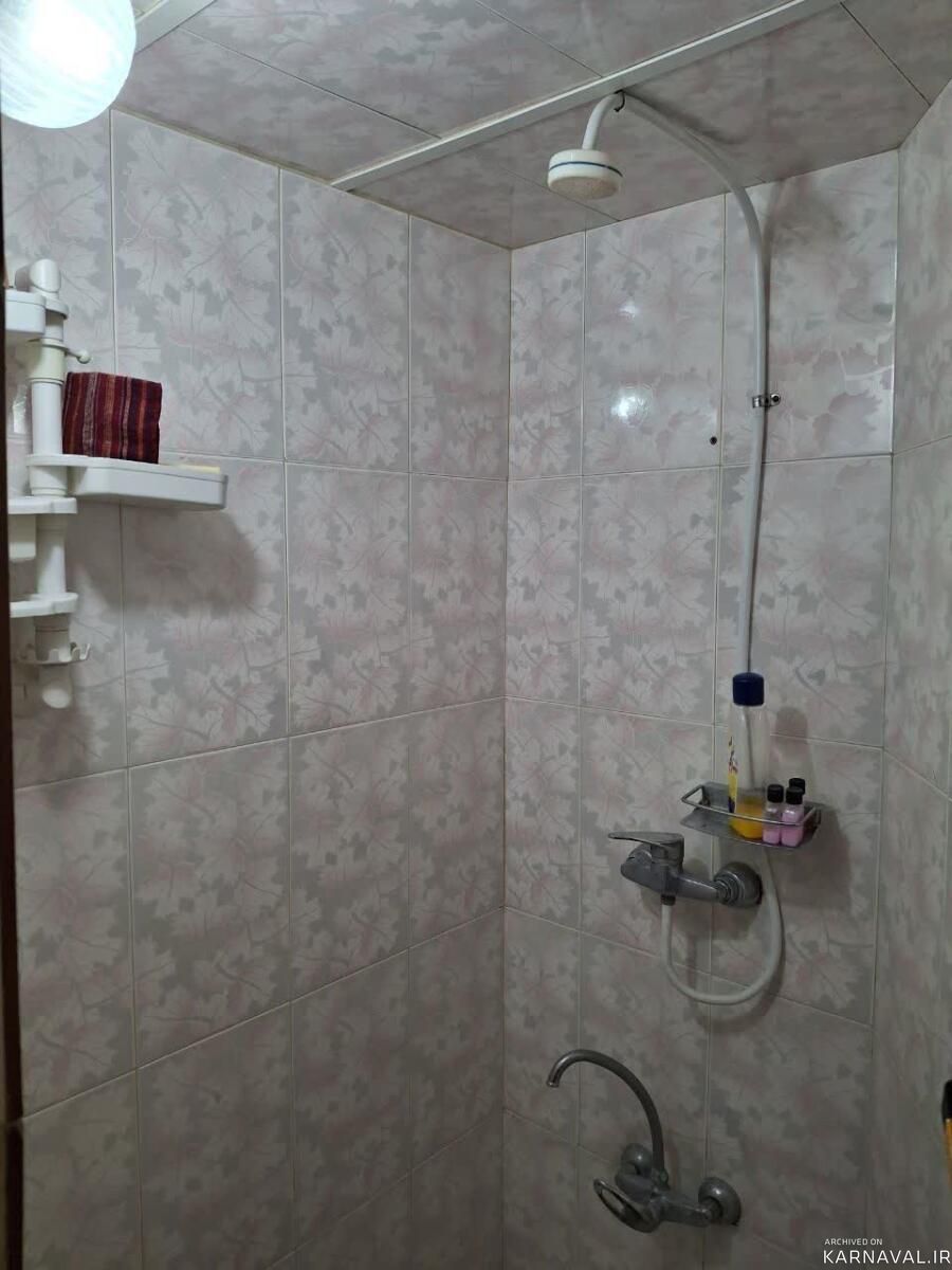 خانه تک خوابه گل یاس خانه تک خوابه گل یاس