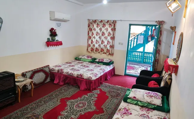 اقامتگاه بومگردی تلارخانه (خوتکا 6) خمام اقامتگاه بومگردی تلارخانه (خوتکا 6) خمام