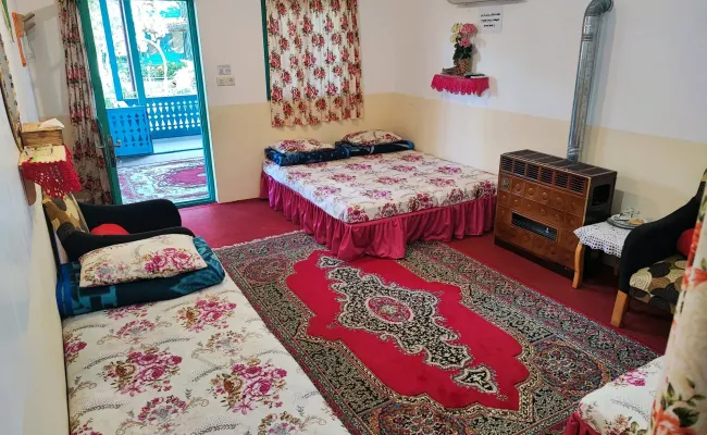 اقامتگاه بومگردی تلارخانه (کیشکرت 5) خمام اقامتگاه بومگردی تلارخانه (کیشکرت 5) خمام