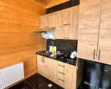 کلبه جنگلی اسکای روم با اتاق شیشه ای چابکسر کلبه جنگلی اسکای روم با اتاق شیشه ای چابکسر