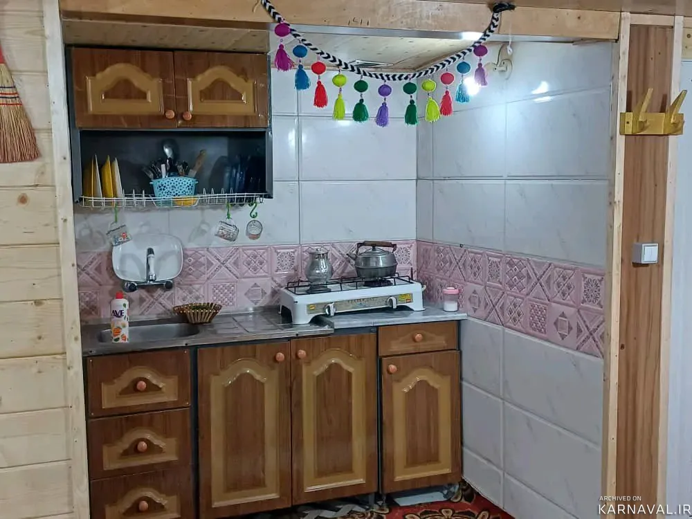 کلبه جنگلی هلی تی تی با ویوی کوه و سد (۲) لفور