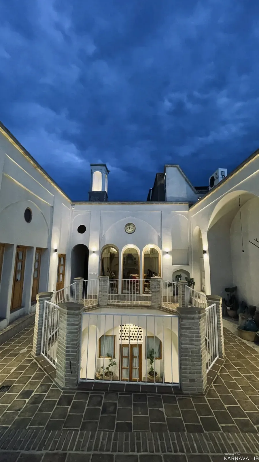 هتل سنتی پردیس (اتاق ماهرو) با صبحانه رایگان کاشان