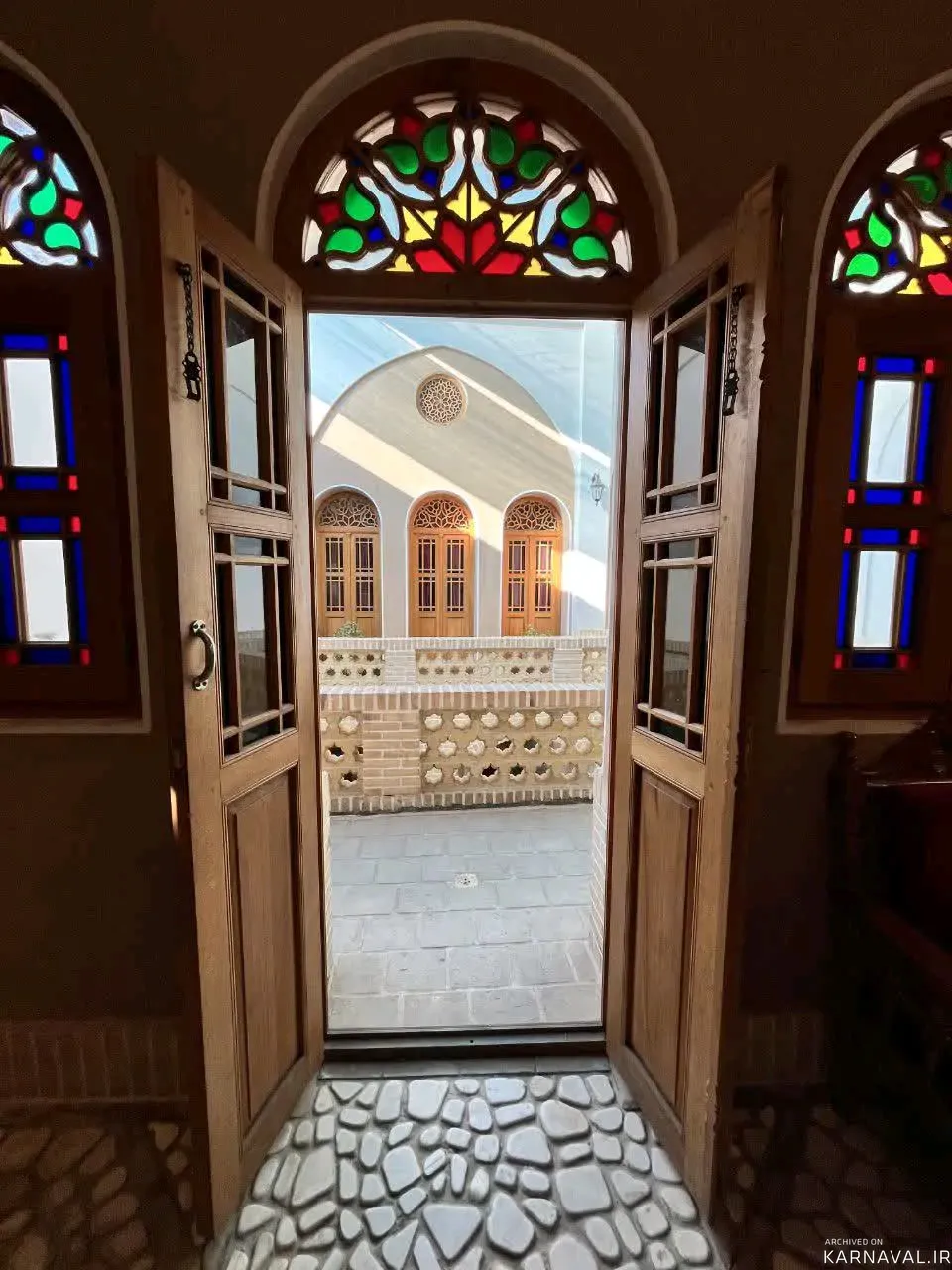 هتل سنتی سرای دلنواز (اتاق مهین دخت) کاشان