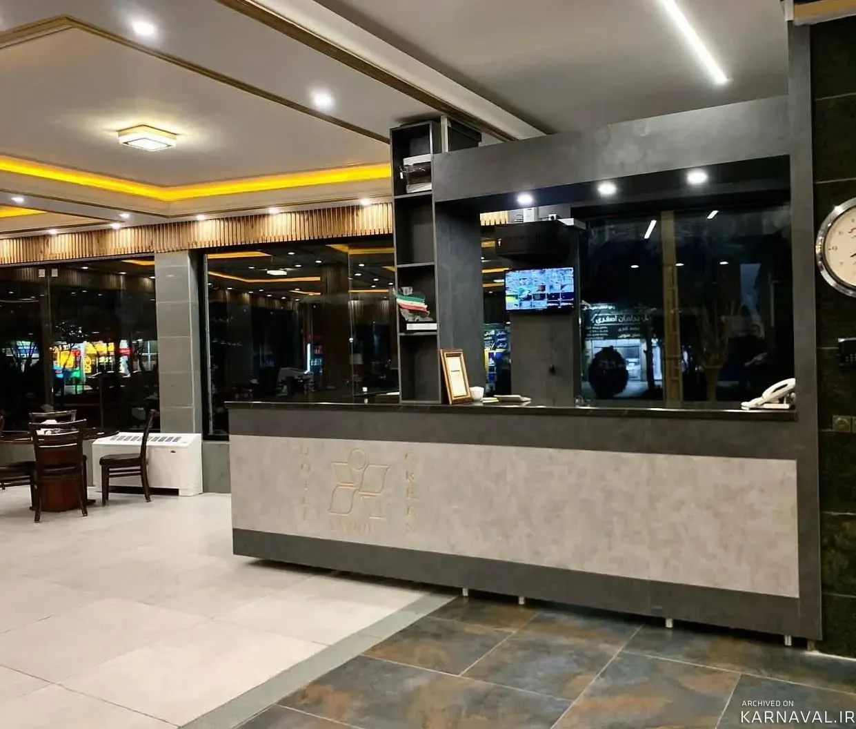 هتل آپارتمان سبز کارون (اتاق 2 تخته دبل) با صبحانه رایگان  دلیجان