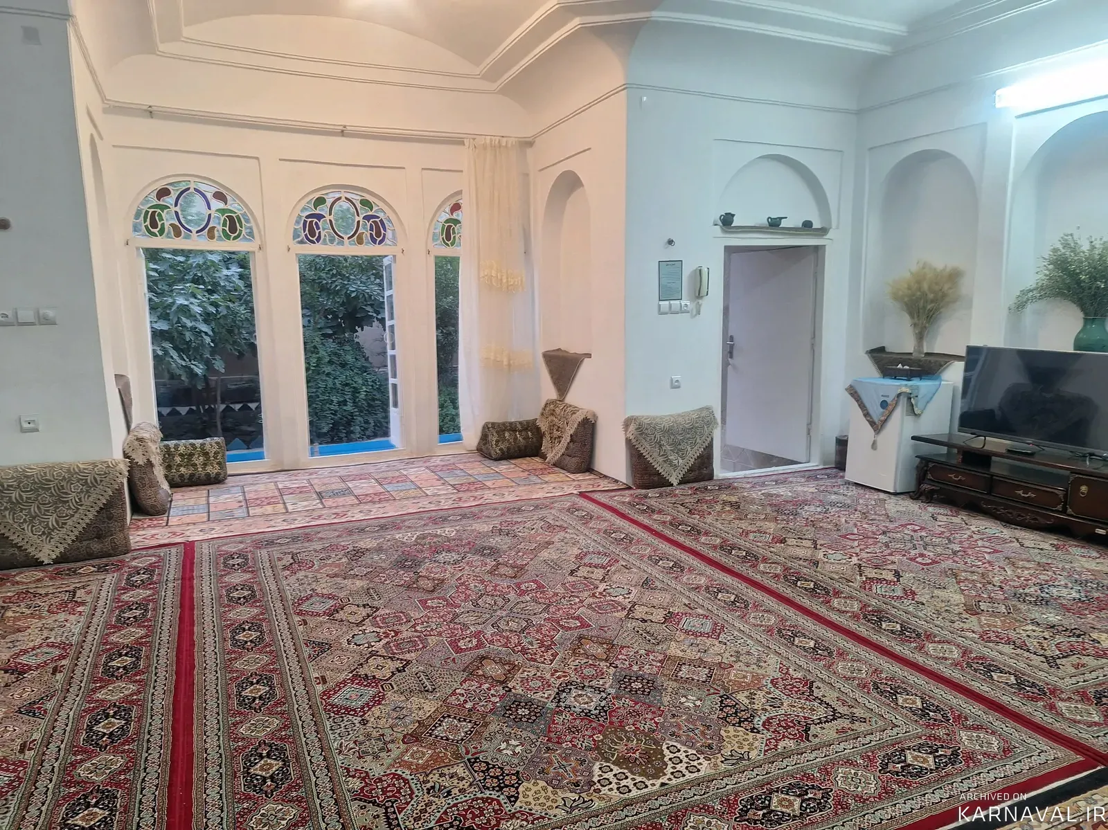 اقامتگاه بوم‌گردی عمارت بانو (اتاق سه دری) با صبحانه رایگان یزد
