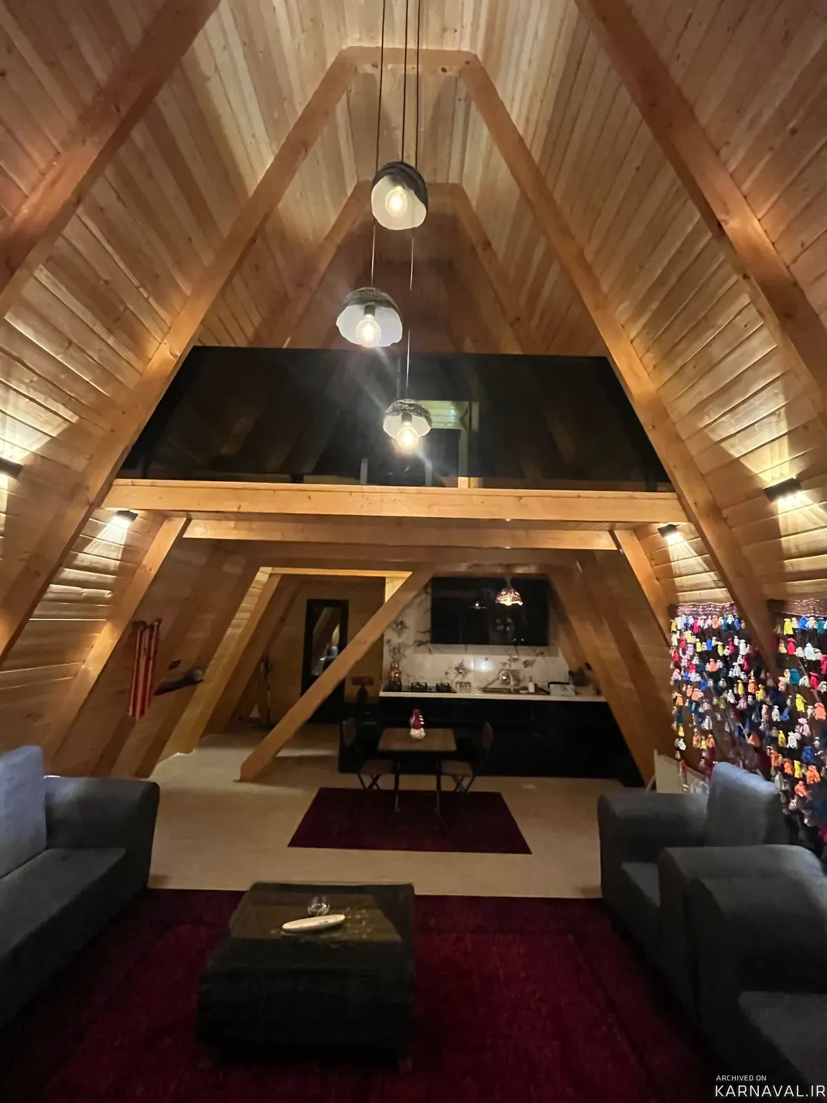 کلبه سوئیسی نوستالژی با جکوزی لفور