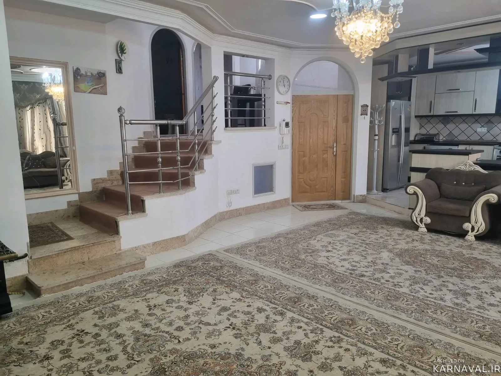 ویلا عمارت خورشید حسین آباد  کاشان