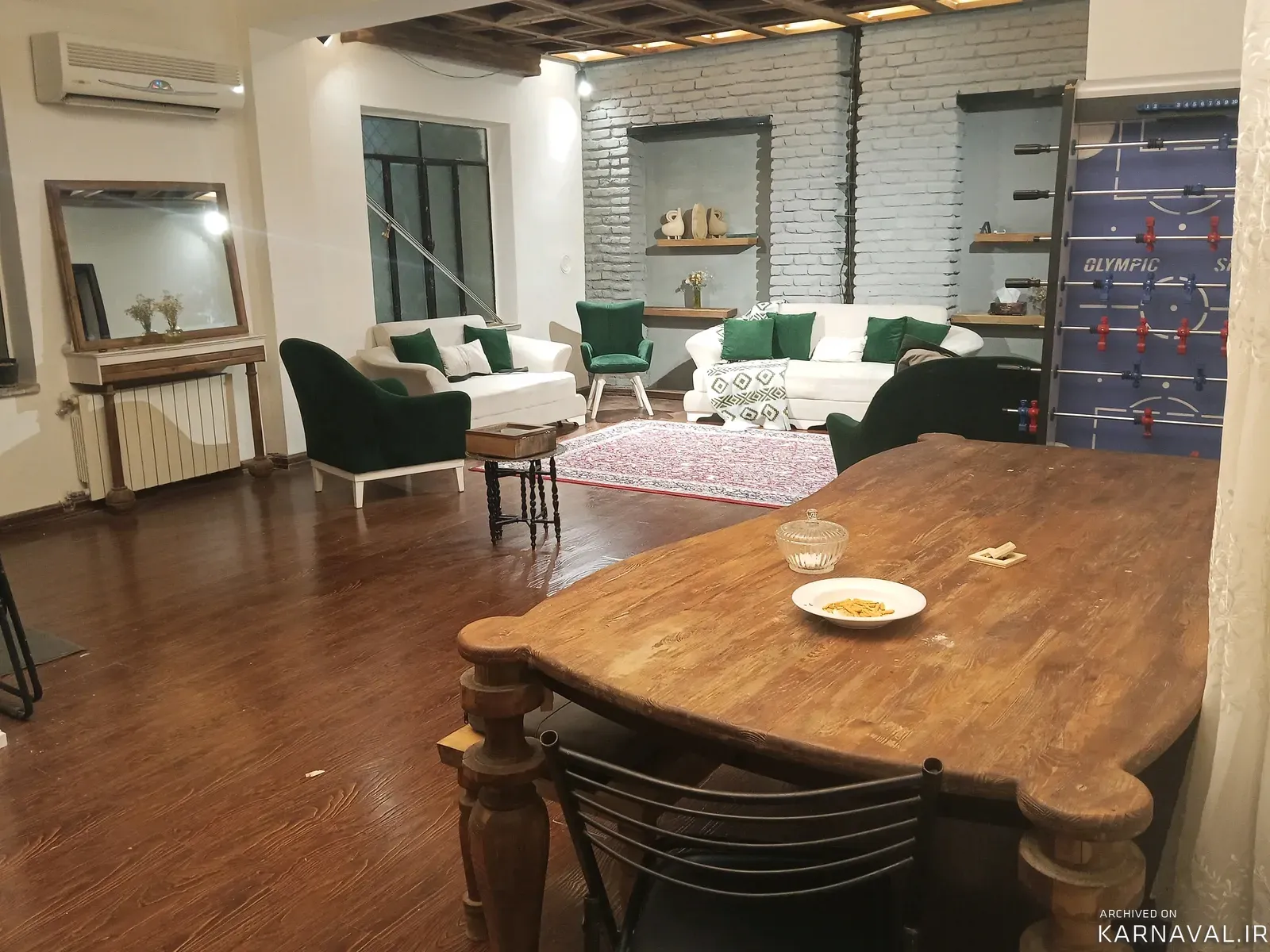 خانه مبله اقاقیا با فوتبالدستی کرمانشاه