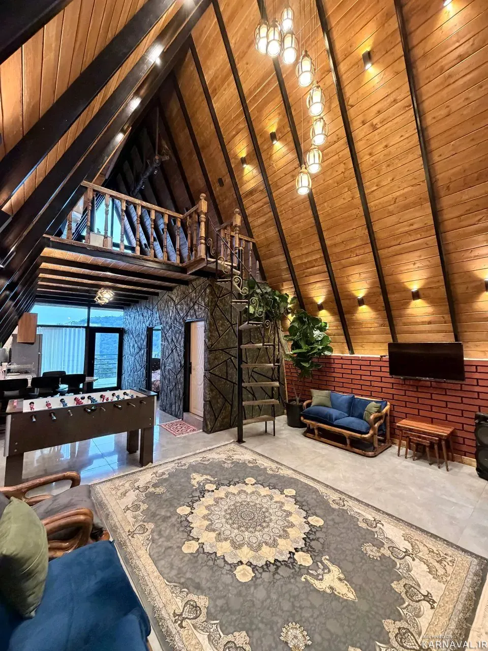 کلبه سوییسی همایون با جکوزی و فوتبال دستی رامسر