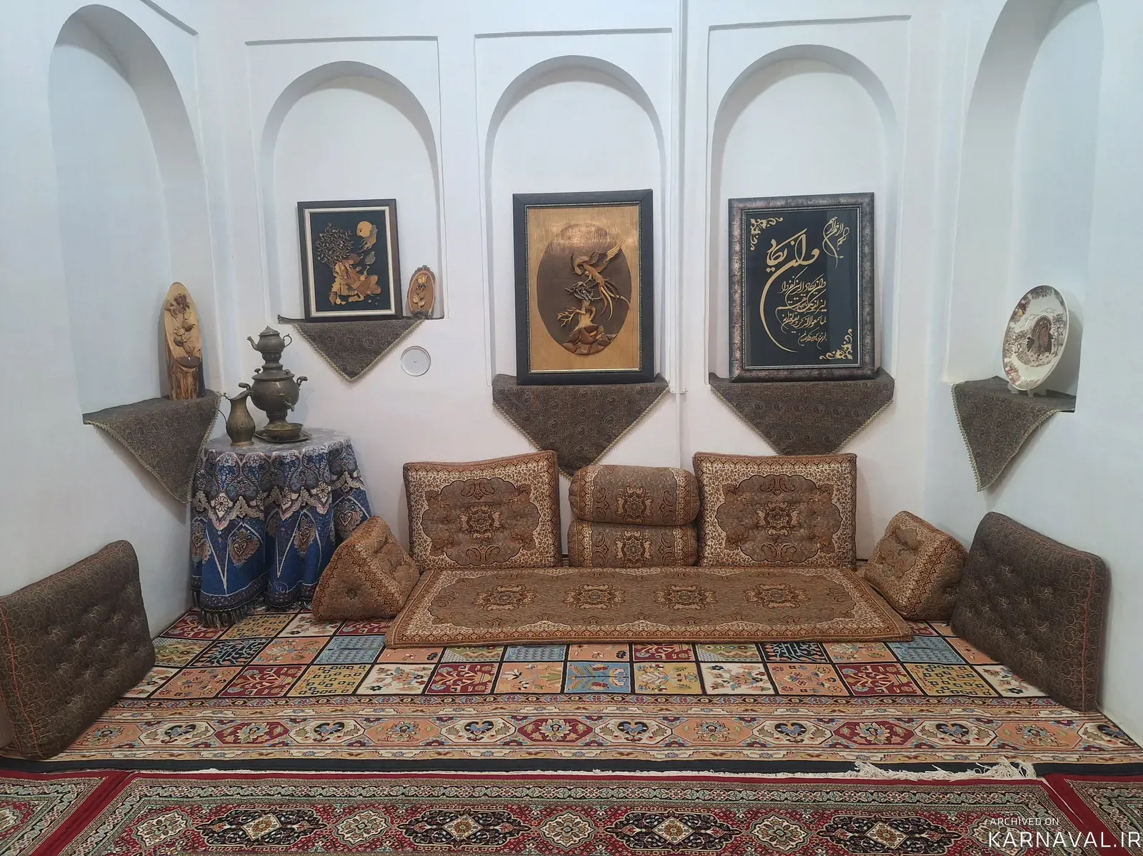 اقامتگاه بوم‌گردی عمارت بانو (اتاق سه دری) با صبحانه رایگان یزد