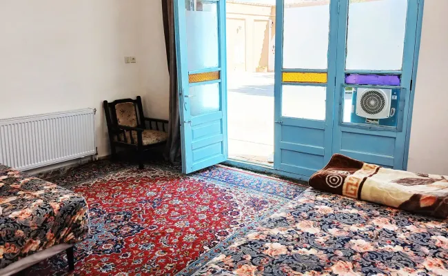 اقامتگاه بومگردی مادری (اتاق ارغوان) نجف آباد اقامتگاه بومگردی مادری (اتاق ارغوان) نجف آباد