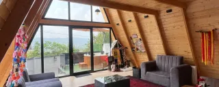 کلبه سوئیسی نوستالژی با جکوزی لفور کلبه سوئیسی نوستالژی با جکوزی لفور