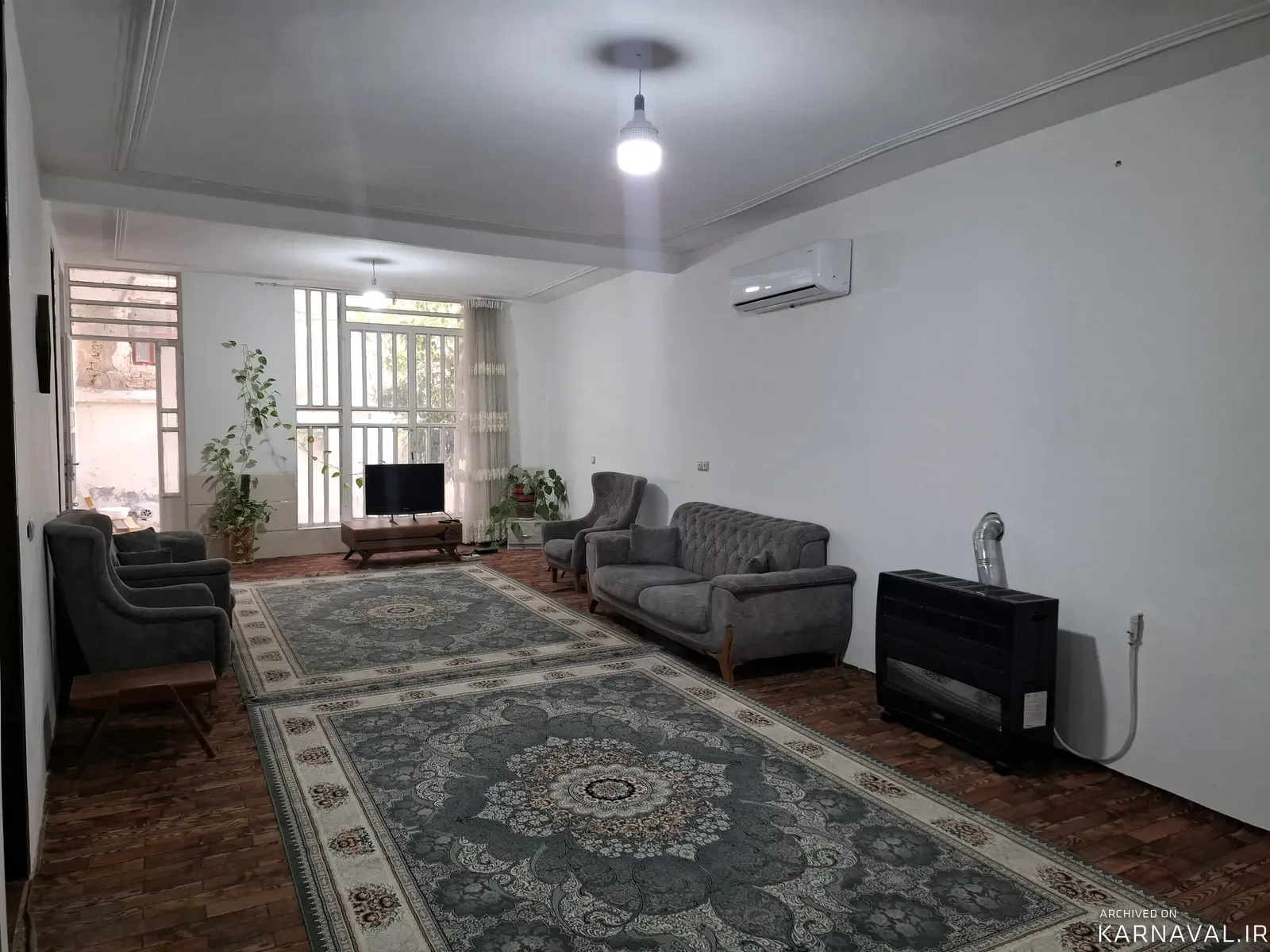 آپارتمان چکاوک (نزدیک به آرامگاه حافظ) شیراز آپارتمان چکاوک (نزدیک به آرامگاه حافظ) شیراز