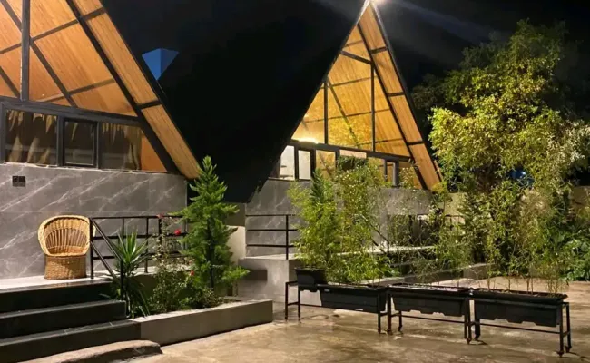 کلبه سوئیسی (۸) نوشهر کلبه سوئیسی (۸) نوشهر