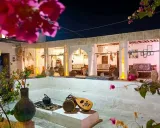 اقامتگاه بومگردی ناخدا علی (واحد گل نرگس) قشم اقامتگاه بومگردی ناخدا علی (واحد گل نرگس) قشم