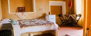 اقامتگاه بومگردی عمارت مهر بانو (اتاق مهربانو) عقدا اقامتگاه بومگردی عمارت مهر بانو (اتاق مهربانو) عقدا