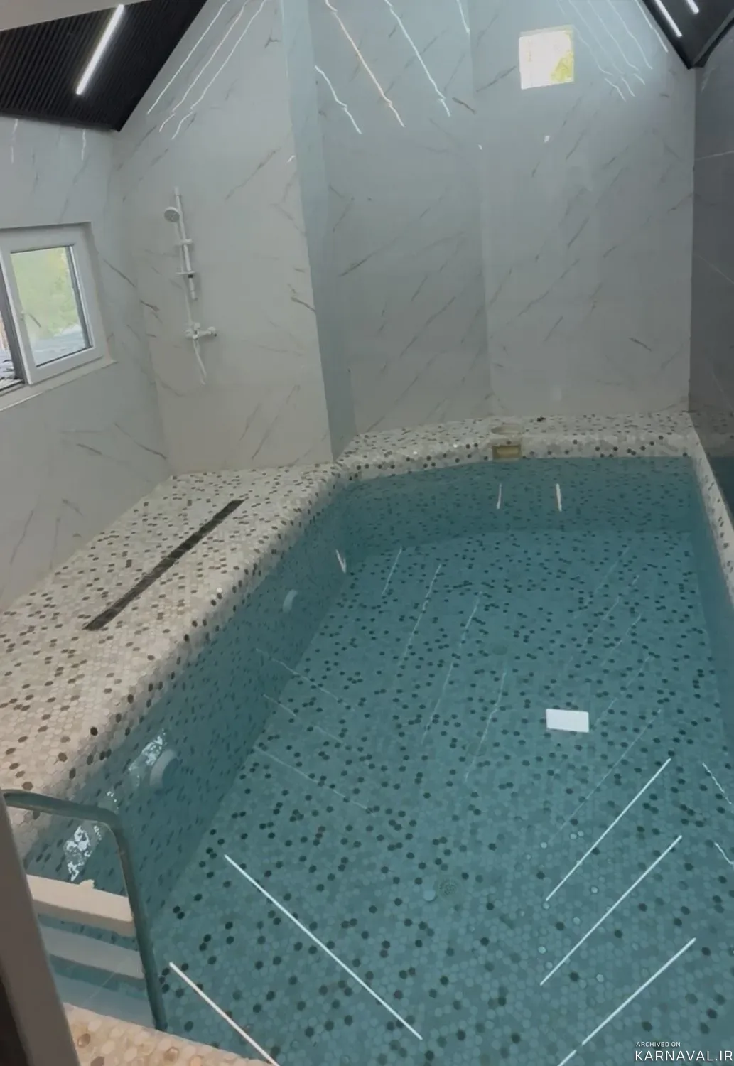 کلبه استخردار آبگرم چشمه گردو نوشهر